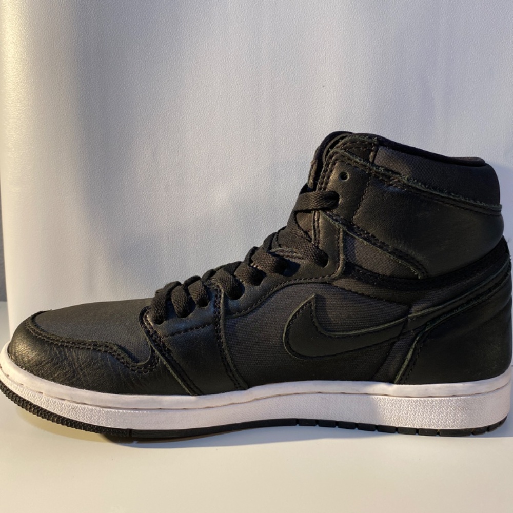 Air Jordan 1 Retro High OG 'Black Gym Red' - Picture 5 of 6